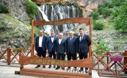 Kayseri Büyükşehir Belediye Başkanı Kapuzbaşı Şelaleleri’ni Ziyaret Etti